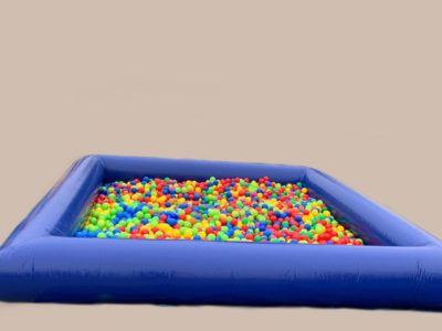 Alquiler de piscina de bolas para adultos en Barcelona - Xuxisland